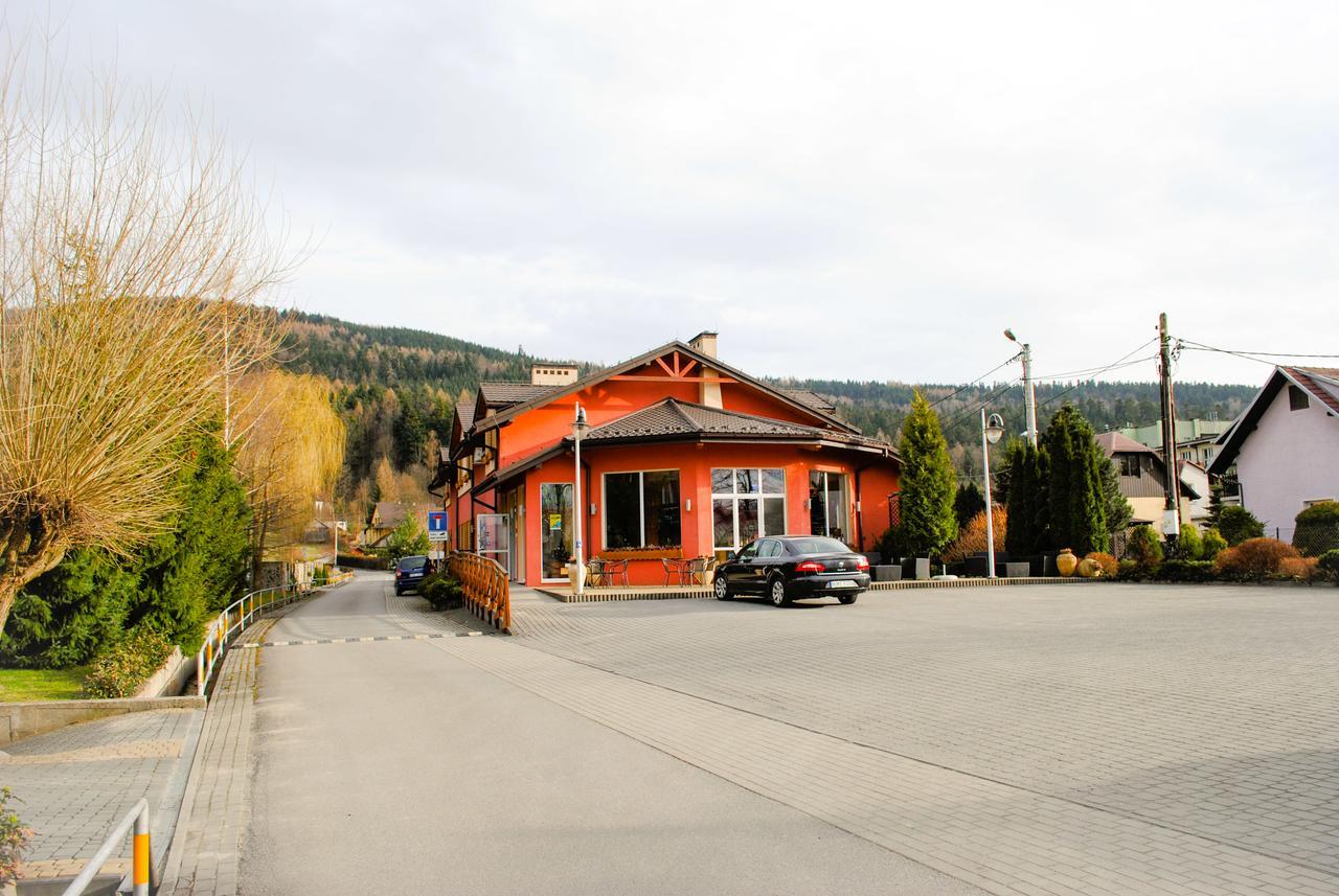 Hotel Krak Myślenice Exterior foto