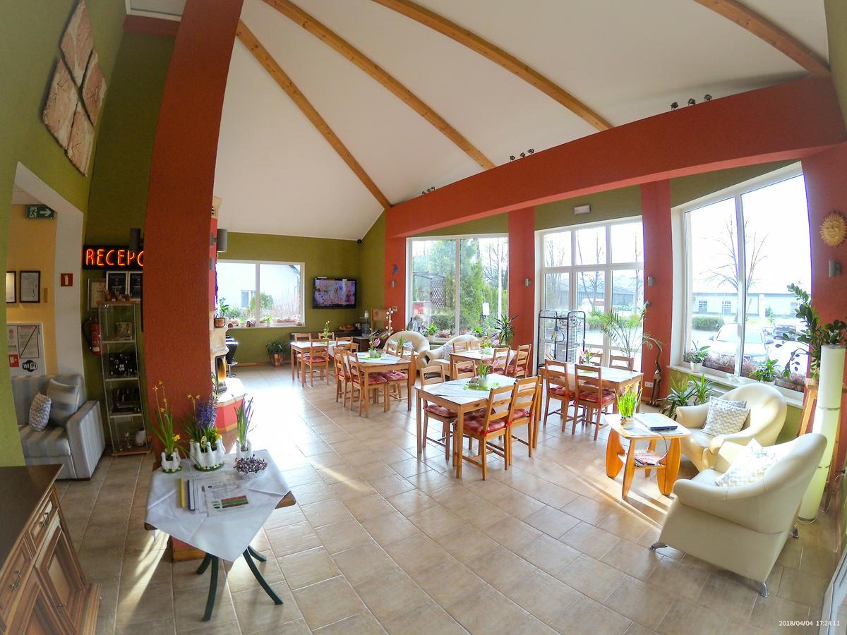 Hotel Krak Myślenice Exterior foto